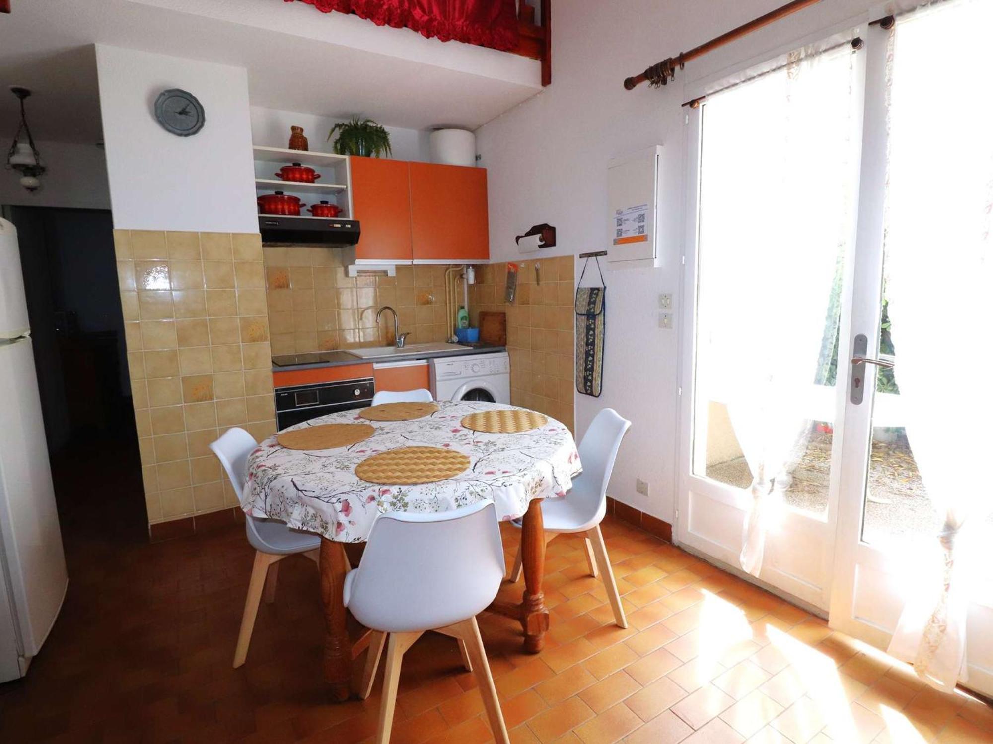 Maison P2 Mezzanine, Terrasse, Proche Plage Et Commerces, Parking Securise Au Grau-Du-Roi - Fr-1-307-142 Льо Гро-дю-Роа Екстериор снимка
